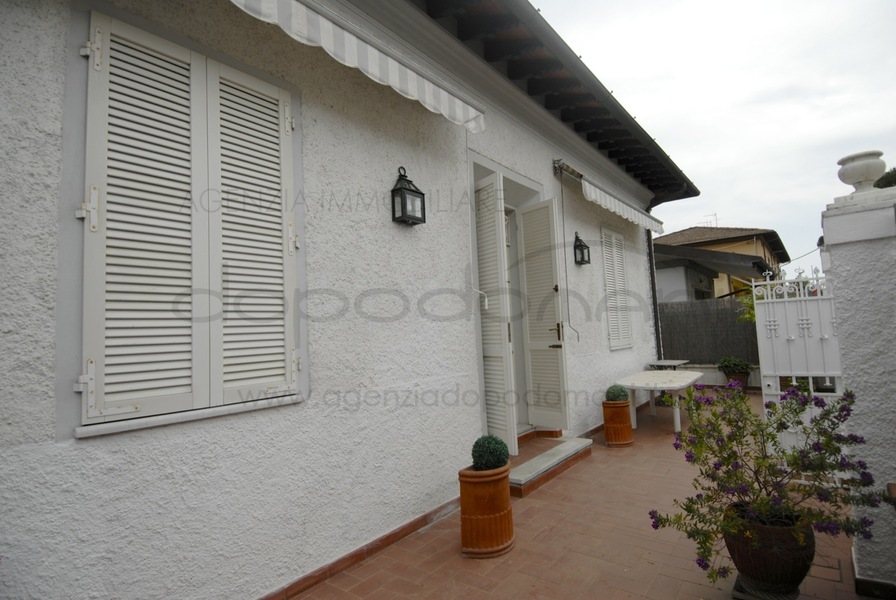 Villetta in Affitto a Forte dei Marmi