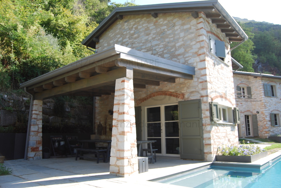 Villa in Affitto a Seravezza