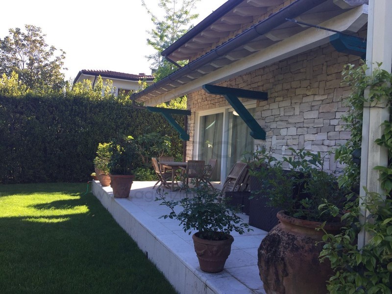 Villa in Affitto a Forte dei Marmi